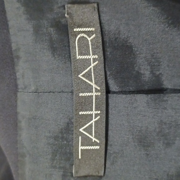 Tahari Vintage 4 Button Tailored Blazer- Sz. 6 - Picture 10 of 14